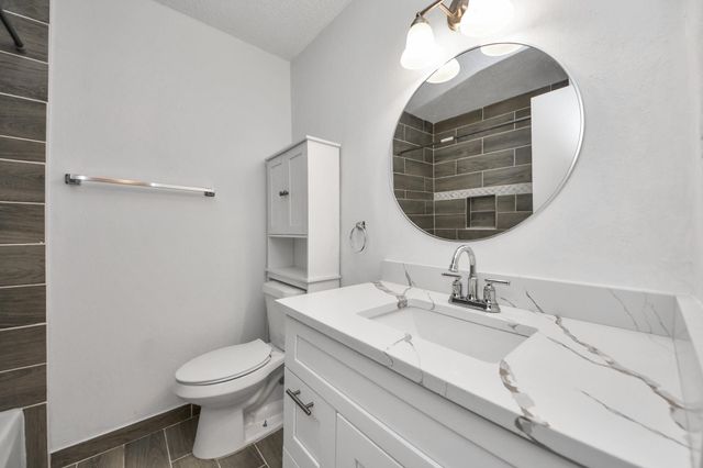 10358 Hammerly Boulevard 18, Houston, TX 77043