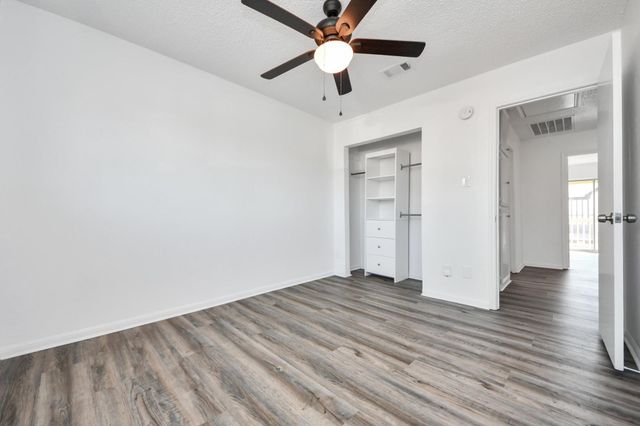 10358 Hammerly Boulevard 18, Houston, TX 77043