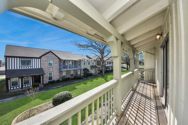 10358 Hammerly Boulevard 18, Houston, TX 77043