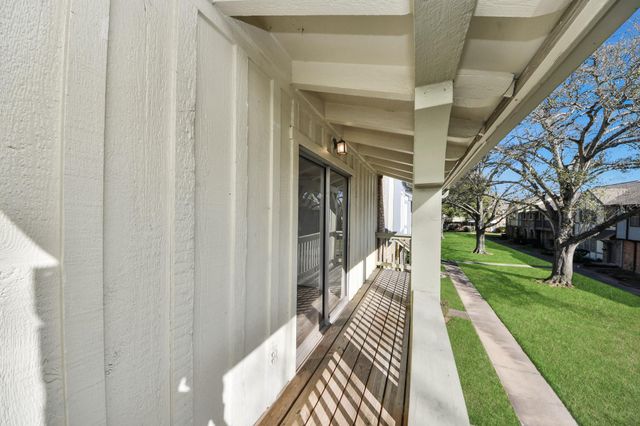 10358 Hammerly Boulevard 18, Houston, TX 77043