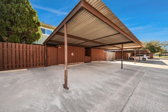 10358 Hammerly Boulevard 18, Houston, TX 77043