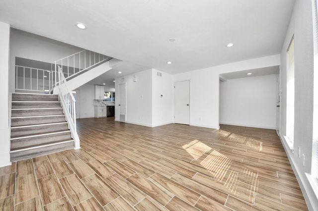 10358 Hammerly Boulevard 18, Houston, TX 77043