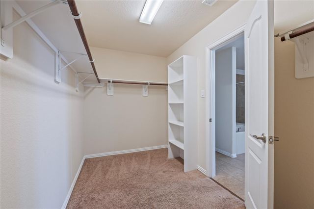 512 Forest Village Circle, La Marque, TX 77568