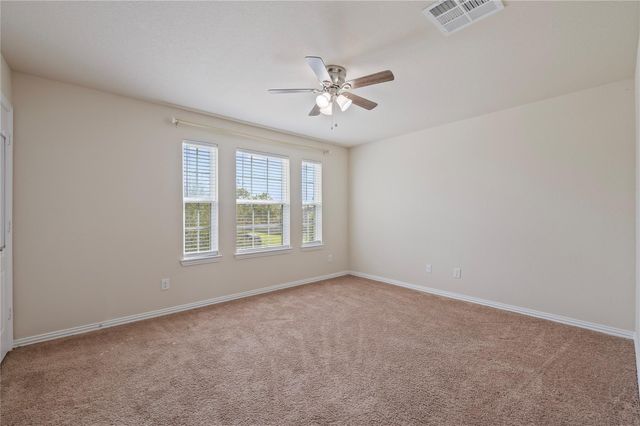512 Forest Village Circle, La Marque, TX 77568
