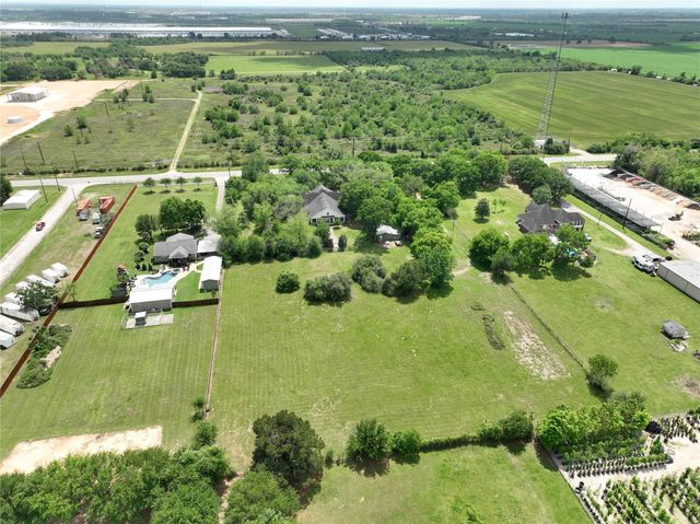 28622 Fm 2920 Road, Waller, TX 77484