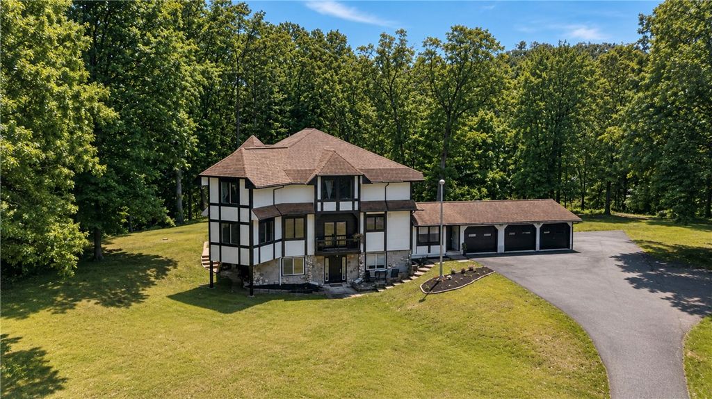 307 Fishers Road, Perinton, NY 14534