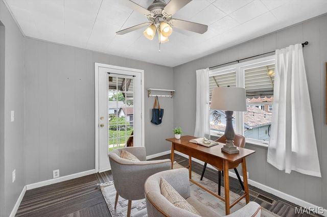 5729 Tholozan Avenue, St Louis, MO 63109