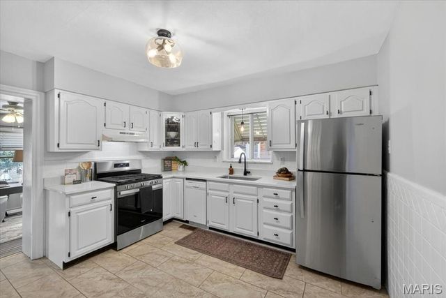 5729 Tholozan Avenue, St Louis, MO 63109