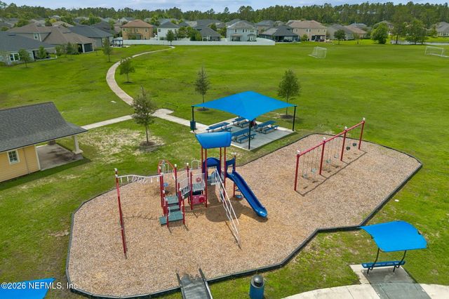 1009 OAKLAND HILLS Avenue, Middleburg, FL 32068