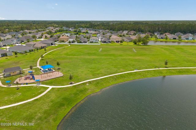1009 OAKLAND HILLS Avenue, Middleburg, FL 32068
