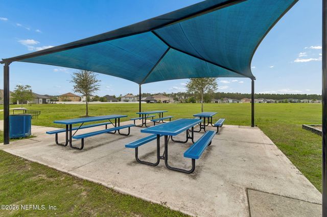 1009 OAKLAND HILLS Avenue, Middleburg, FL 32068