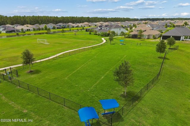1009 OAKLAND HILLS Avenue, Middleburg, FL 32068