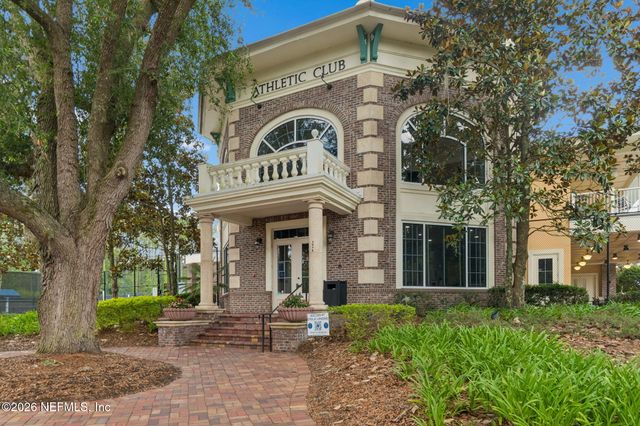 1009 OAKLAND HILLS Avenue, Middleburg, FL 32068