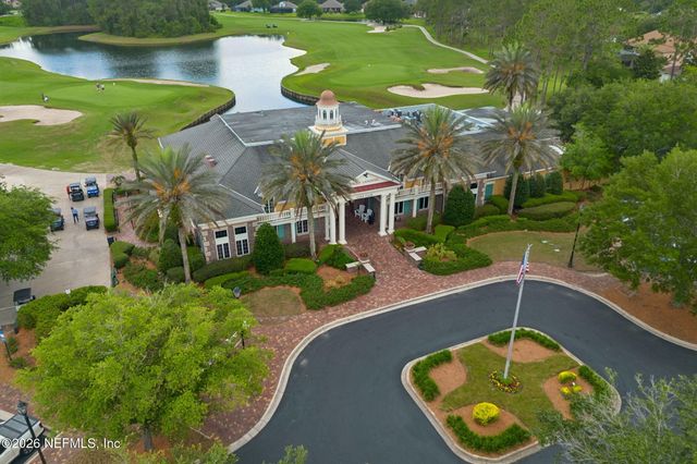 1009 OAKLAND HILLS Avenue, Middleburg, FL 32068