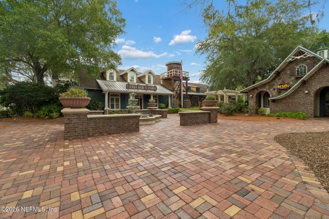 1009 OAKLAND HILLS Avenue, Middleburg, FL 32068