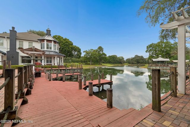1009 OAKLAND HILLS Avenue, Middleburg, FL 32068