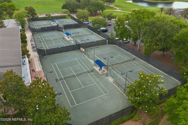 1009 OAKLAND HILLS Avenue, Middleburg, FL 32068