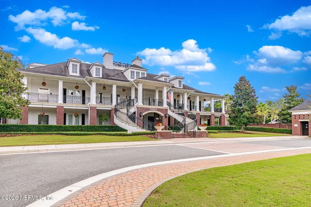1009 OAKLAND HILLS Avenue, Middleburg, FL 32068