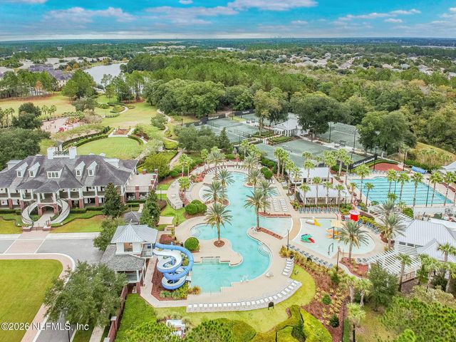 1009 OAKLAND HILLS Avenue, Middleburg, FL 32068