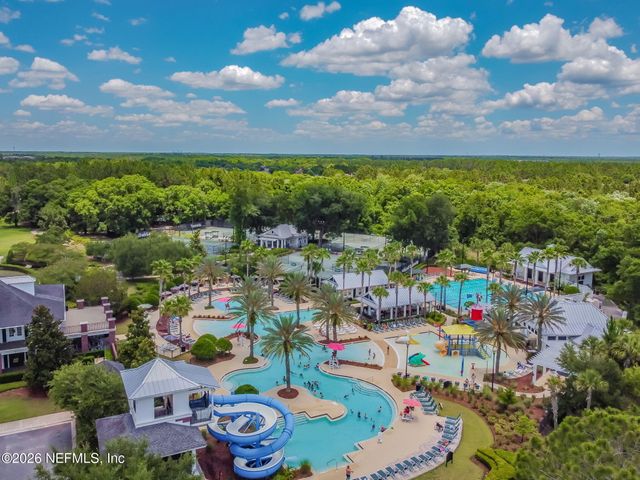 1009 OAKLAND HILLS Avenue, Middleburg, FL 32068