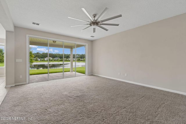 1009 OAKLAND HILLS Avenue, Middleburg, FL 32068