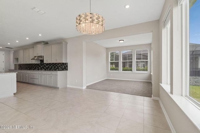 1009 OAKLAND HILLS Avenue, Middleburg, FL 32068