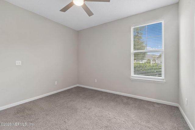 1009 OAKLAND HILLS Avenue, Middleburg, FL 32068