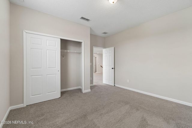 1009 OAKLAND HILLS Avenue, Middleburg, FL 32068