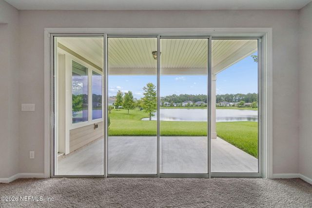 1009 OAKLAND HILLS Avenue, Middleburg, FL 32068