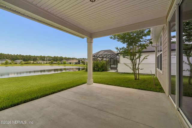 1009 OAKLAND HILLS Avenue, Middleburg, FL 32068