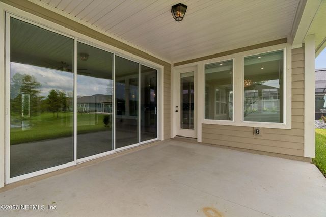 1009 OAKLAND HILLS Avenue, Middleburg, FL 32068