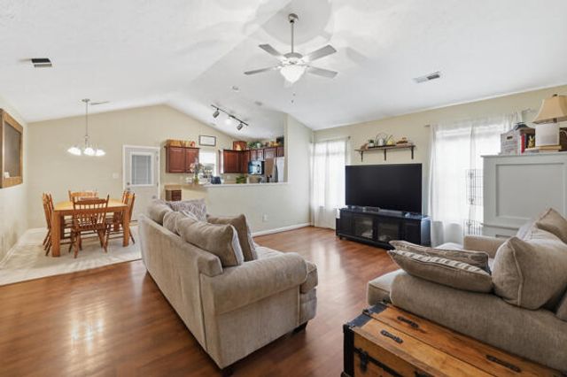 3229 Creek Path Lane, Lexington, KY 40511