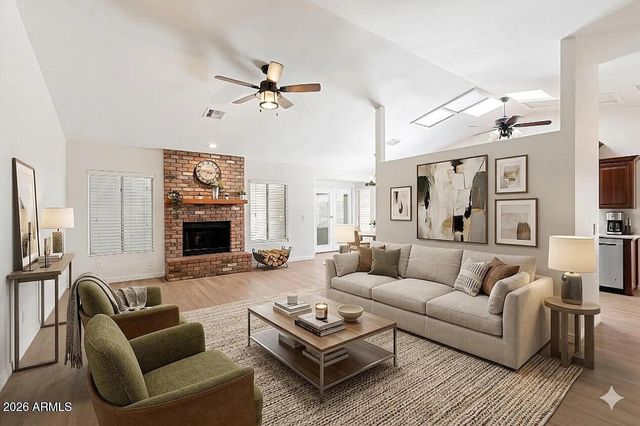 620 E APPALOOSA Road, Gilbert, AZ 85296