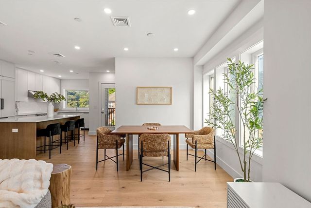 14 Elm Street 14, Newton, MA 02465