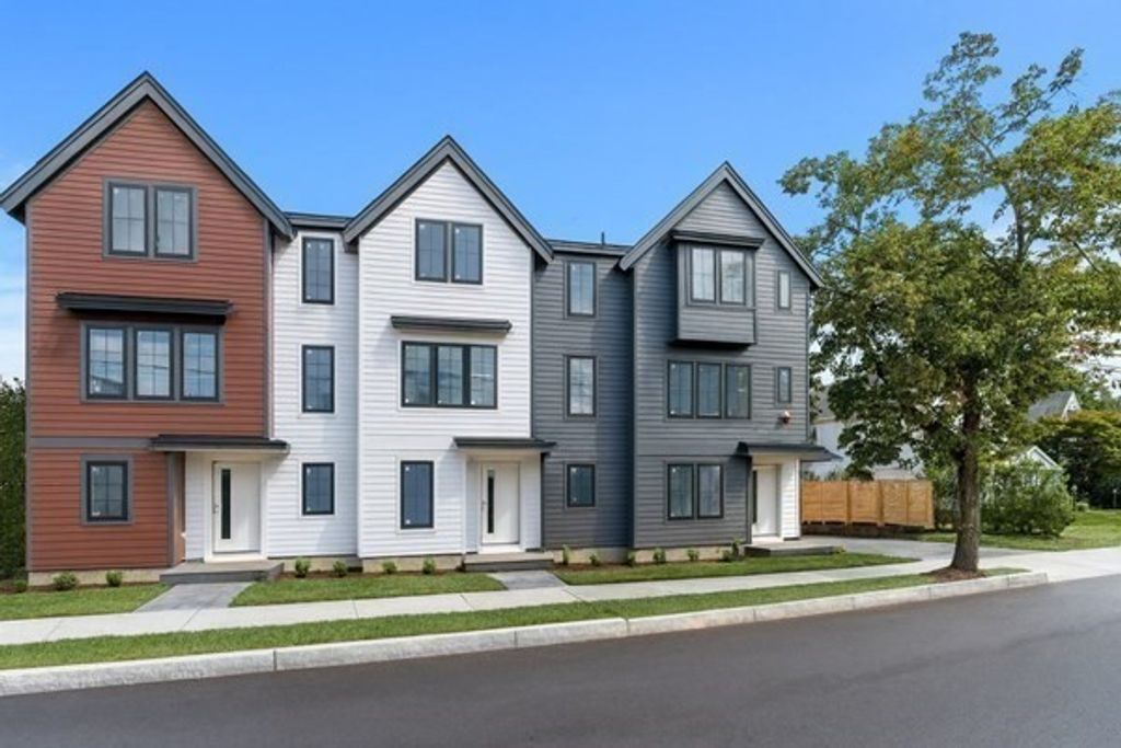 14 Elm Street 14, Newton, MA 02465