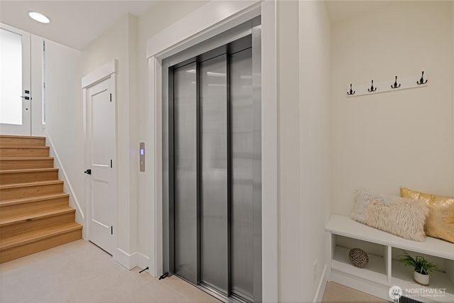 815 130th Avenue NE, Bellevue, WA 98005