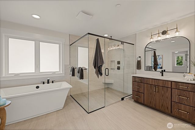 815 130th Avenue NE, Bellevue, WA 98005