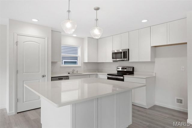 2318 Heatherfield Drive, Rolla, MO 65401