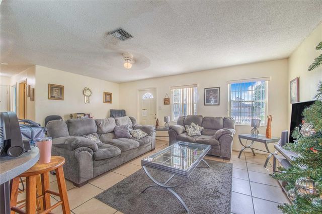 666 FLORIDA PARKWAY, Kissimmee, FL 34743