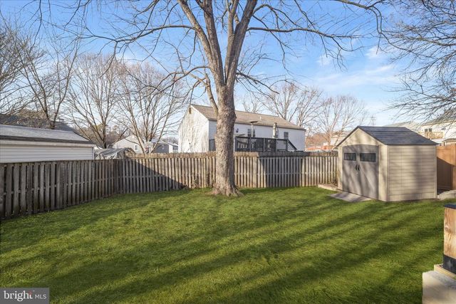 8004 HELONIAS CT, Pasadena, MD 21122