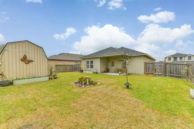 7407 Parkview Drive, Hitchcock, TX 77563