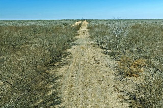 2104 CR 440, Alice, TX 78332