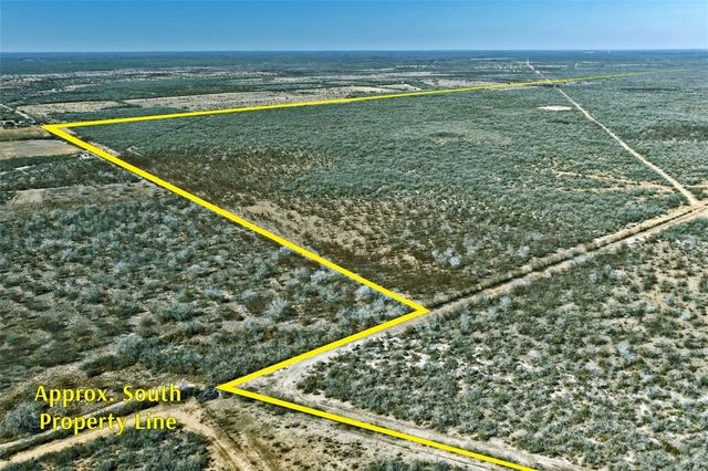 2104 CR 440, Alice, TX 78332