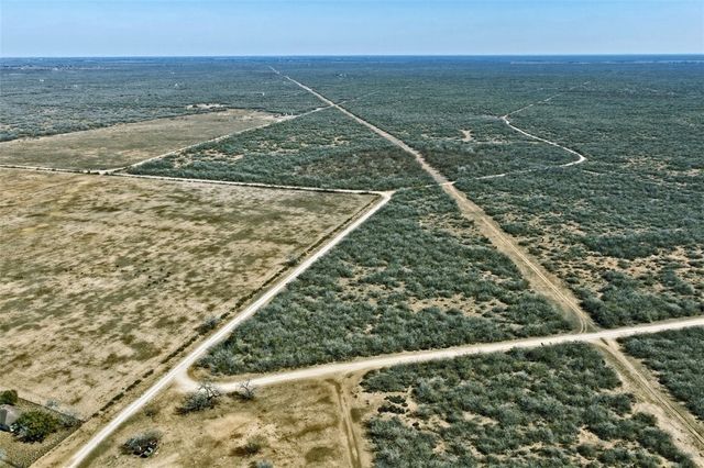 2104 CR 440, Alice, TX 78332