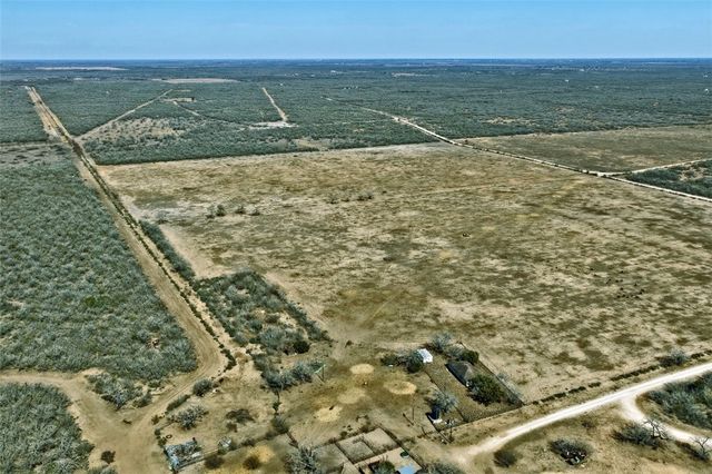 2104 CR 440, Alice, TX 78332