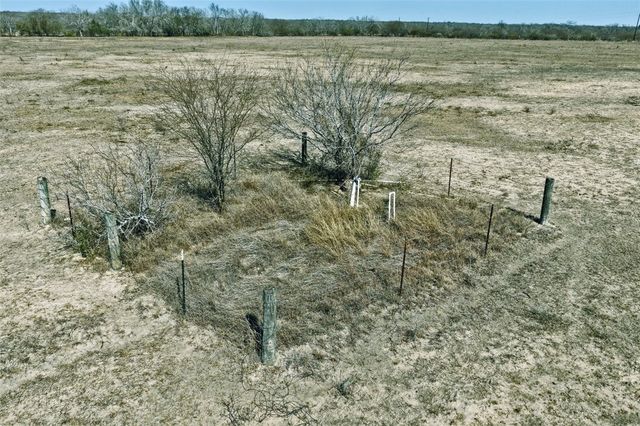 2104 CR 440, Alice, TX 78332