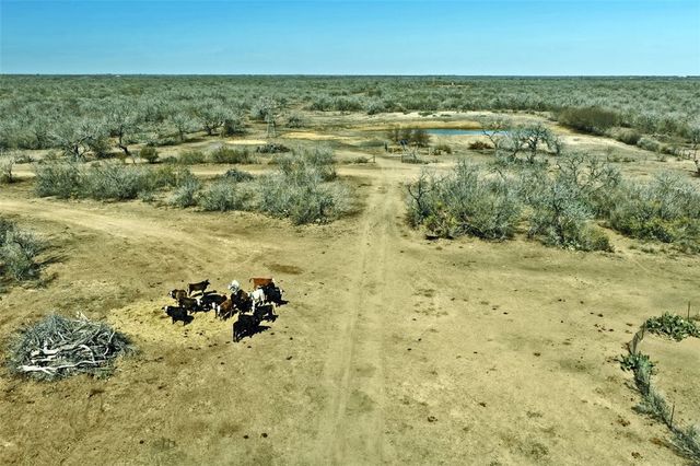 2104 CR 440, Alice, TX 78332