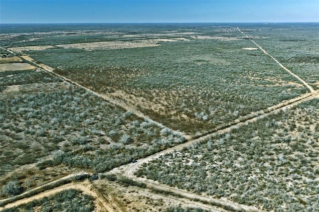 2104 CR 440, Alice, TX 78332