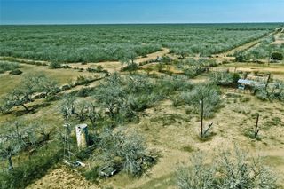 2104 CR 440, Alice, TX 78332