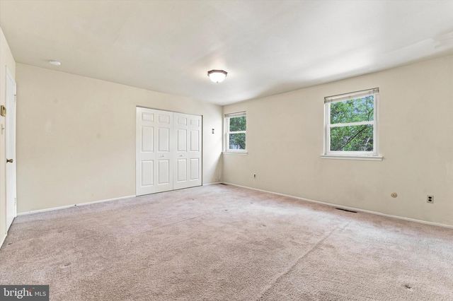 310 WOODSIDE CIR, Dresher, PA 19025